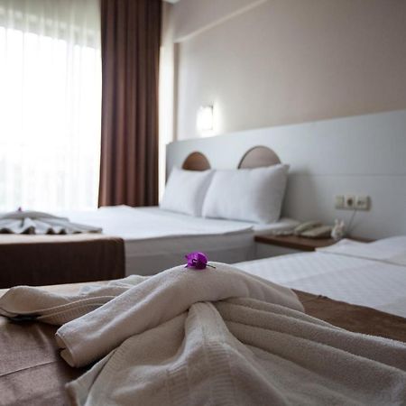Beralisa Family Garden Resort 高纳克 外观 照片
